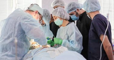 В Александро-Мариинской больнице стартовала очередная благотворительная акция «Операция улыбка»