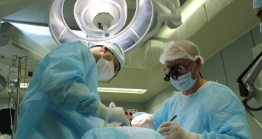 В Астрахани провели операцию по спасению мозга от инсульта